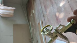Как откручивать балон с пеной без проблем