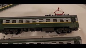 Железнодорожная модель электропоезда ЭР2-К-930 в масштабе 1/87 H0. Эксклюзив!