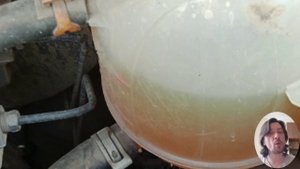 Замена тосола на автомобиле ВАЗ 2110 своими руками у себя в гараже