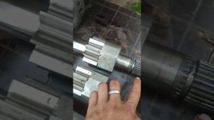 Изменение направления вращения насоса подъёма кузова на Татра 815