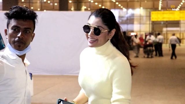 Vighnaharta Ganesh | Akanksha Puri Approached to play Maa Parvati again,As She Snapped @ Airport