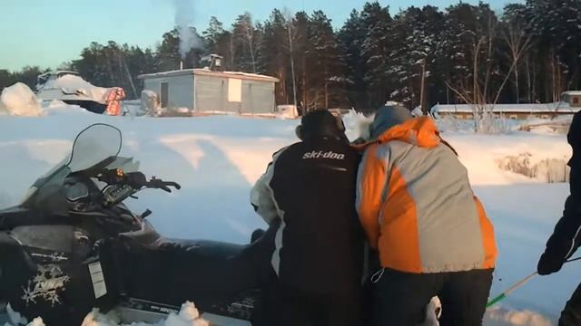 16 01 2011 снегоход пати 002 смотреть онлайн