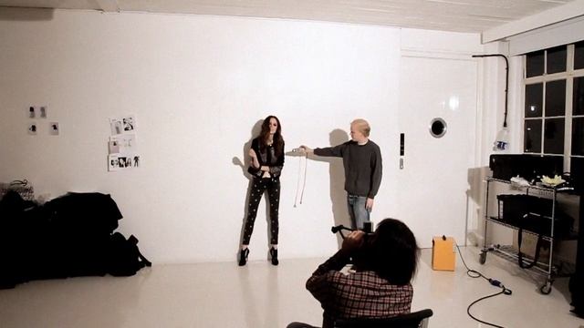 sass & bide - Coco Rocha takes over! смотреть онлайн