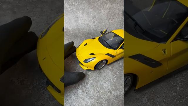 Модель автомобиля FERRARI F12 TDF