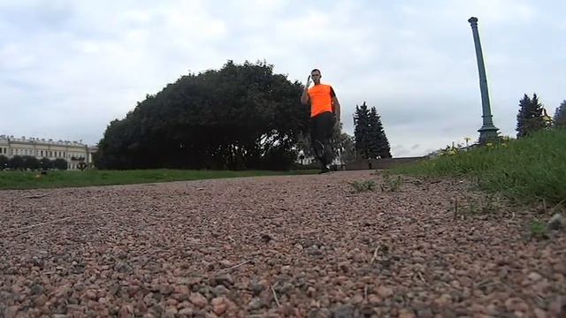 Temanabegu(Тёма_на_бегу) Episode 8(Выпуск 8). разминка, упражнения, бег по центру Спб. смотреть онлайн