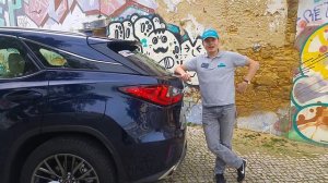 Новейший Lexus RX открывает багажник локтем