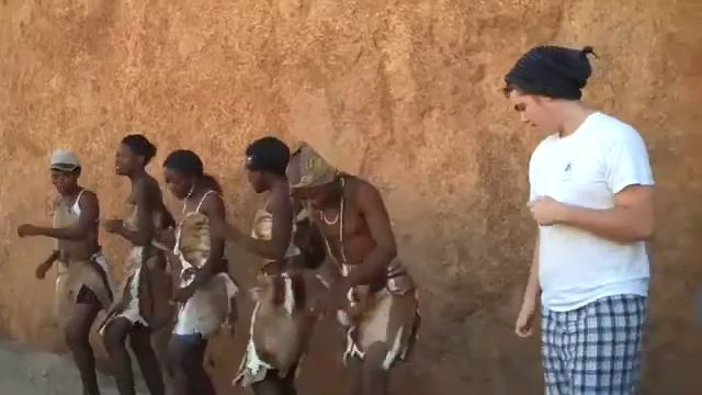 Namibia - Dancing With Africans - Thaddeus смотреть онлайн