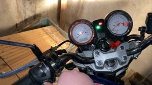 Honda CB600F Hornet - Neskore zapinanie smerovky