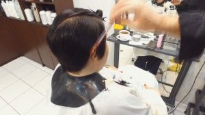 короткая стрижка с удлиненной челкой