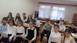Урок хора с учащимися 1 класса (для родителей).