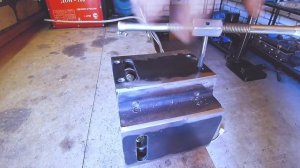 ШИКАРНЫЙ станок из двигателя от СТИРАЛКИ!