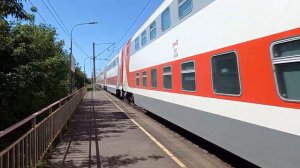 Электровоз ЭП2К-445 с двухэтажным поездом №138Й Москва — Оренбург