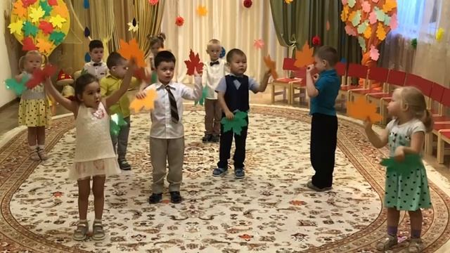 Осенний утренник. Средняя группа Ягодки. Октябрь 2021г. смотреть онлайн