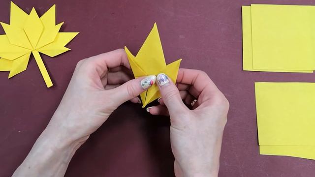 Мастер-класс по изготовлению кленовых листьев в технике оригами "Осенний листопад" смотреть онлайн