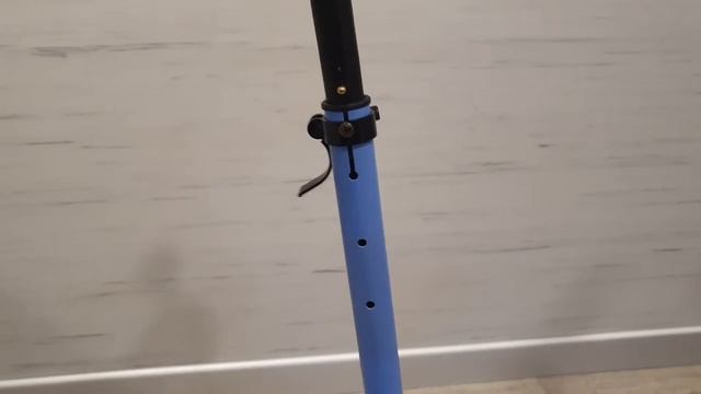 Распаковка детского электрического самоката Q2 смотреть онлайн