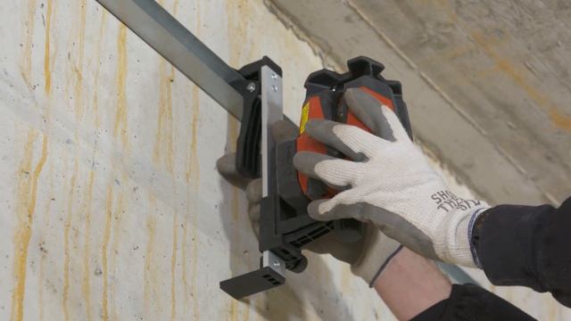 PM 40-MG: выравнивание подвесных потолков мультилинейным нивелиром Hilti смотреть онлайн