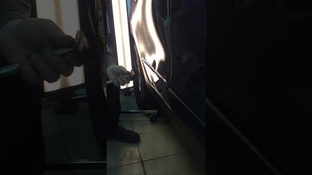 Удаление вмятин без покраски по новой методике с помощью обратного молотка Cola Fria смотреть онлайн