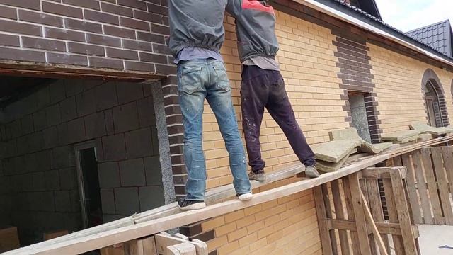 Утепляем армопояс стекловатой + лайфхак ? смотреть онлайн