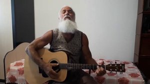 Ушел от нас последний день. Демис Русос.