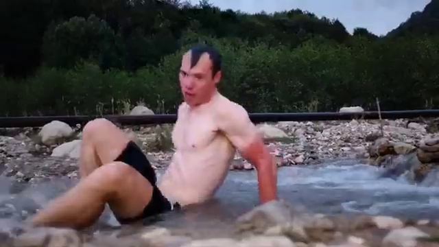 Как мыться в походе? смотреть онлайн