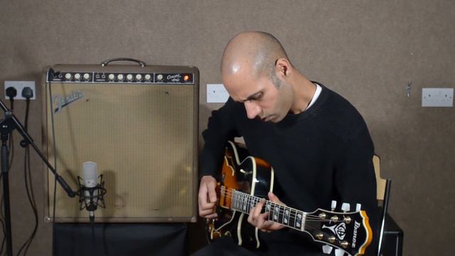 Fender Brown Concert vs Rajani VOD-50 смотреть онлайн