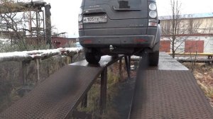 Land Rover Discovery 3 Чёрный дым при разгоне - замена патрубка интеркулера
