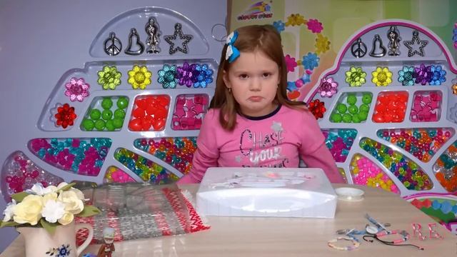 Обзор Набора Бусин для Детского творчества (подарок подружки)