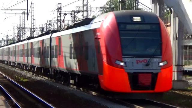 "Вернулась домой!" Электропоезд ЭС2Г-117 "Ласточка", проследует станцию Сходня, ОКТ жд смотреть онлайн