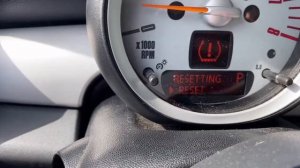 How to Reset 2010 Mini Cooper Clubman Tire Pressure Monitor Light (Complete Tutorial)