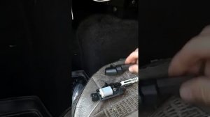 Ford Fusion. Ремонт замка (моторчика) двери багажника.