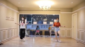 คลาสเต้น Cover Dance - Arina Grande & Social House - Boyfriend