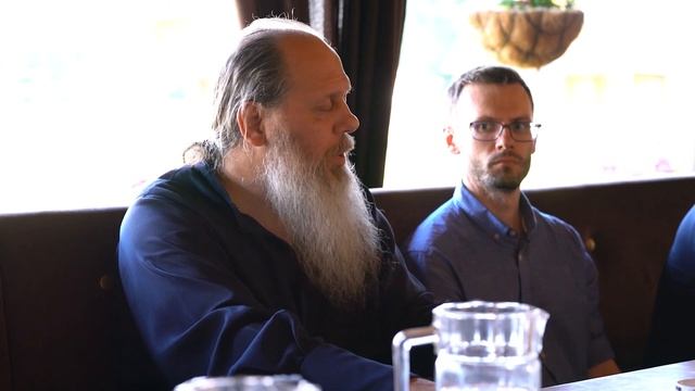 Полезно ли молодой семье жить с родителями? смотреть онлайн