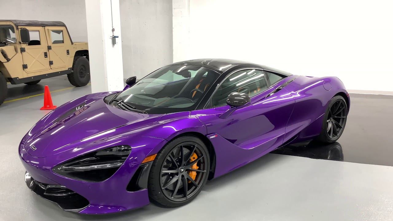 2019 McLaren 720S Английский спортивный автомобиль. Экстерьер и интерьер.