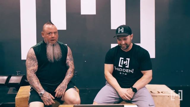 Experts react to Hafthor Bjornsson's world-record deadlift | Hidden Gym Expert Breakdown смотреть онлайн