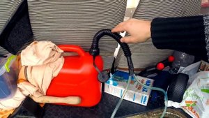 Топливный бак из канистры.  Подсос воздуха в топливной системе