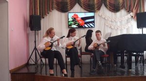 М.Блантер "Катюша", исп. Ансамбль домристов