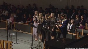 Пение «Вот и снова Новый год…» ─ группа сестер