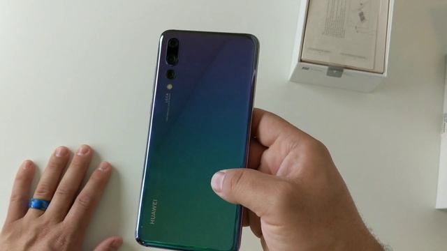 Huawei P20 Pro Hands On ✋ смотреть онлайн