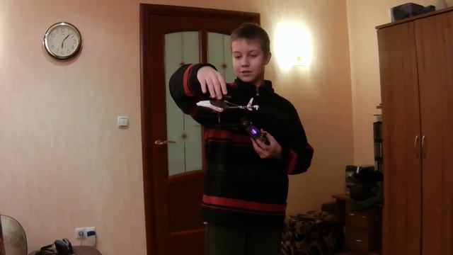 Как заставить верлолет летать лопастями вниз?