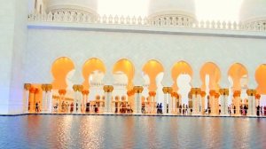 Абу Даби. Мечеть шейха Зайда. The Sheikh Zayed Grand mosque