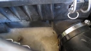 Потеют фары, чистка вентиляционных каналов (отверстий).