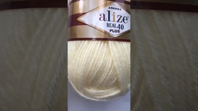 Подробный обзор полушерстяной пряжи Alize Angora Real 40 Plus №01 Кремовый