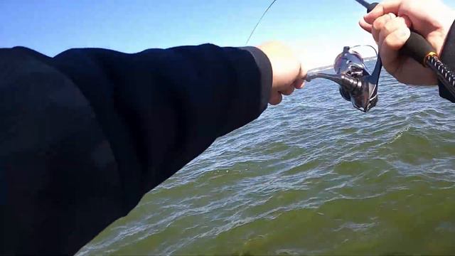 Кто ищет -тот всегда найдет! Пять часов искали судака и таки нашли. смотреть онлайн