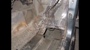 Устранение коррозии кузова. Реставрация и восстановление кузова авто. BMW 34 "акула"