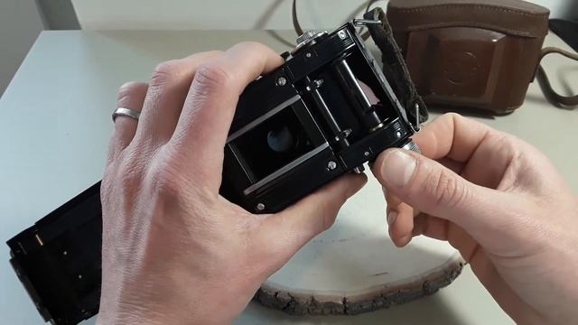 Belca Beltica Model 1 folding - Ludwig Meritar 50mm f 2,9 red V