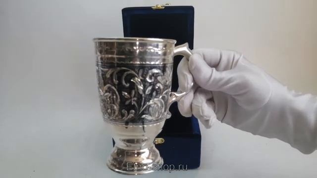 Серебряная кружка «Праздник» высокая 73-59(п) смотреть онлайн