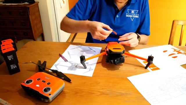 Adding a skin to the DJI Mavic 3 смотреть онлайн