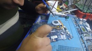 dell inspiron 3521 no display beeping