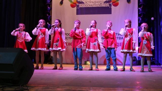 Ансамбль "Славяночка"- Льются песни крылатые (27.10.2018) смотреть онлайн