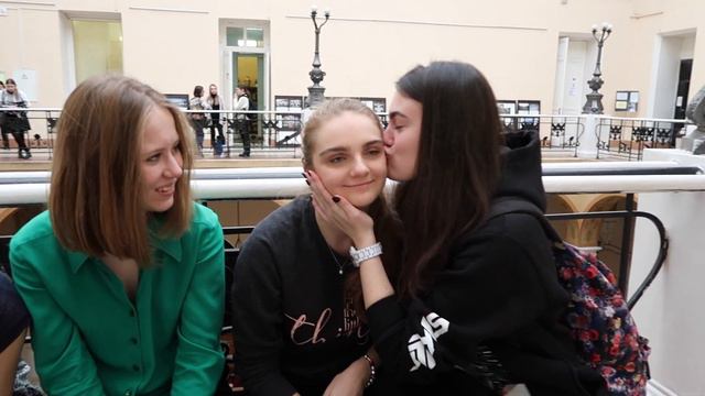 Маленькие радости октября или жизнь вынуждает тебя делать это сейчас смотреть онлайн